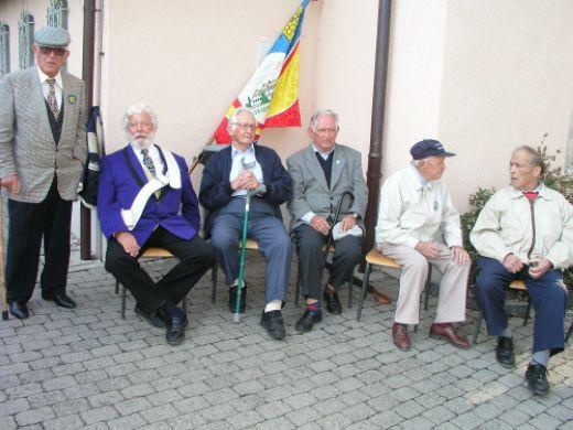 Image 001